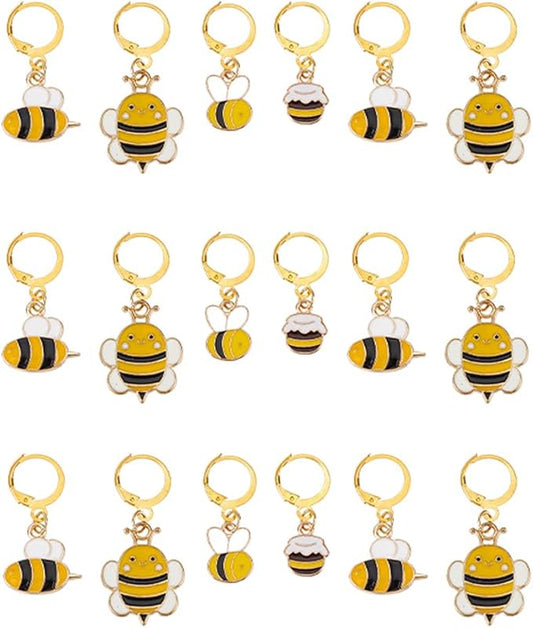 NBEADS 24 Pcs 4 Styles Bee Stitch Markers, Alloy Enamel Crochet Stitch Marker Charms Brass Clasp Locking Stitch Marker for Knitting Weaving Sewing Jewelry Making