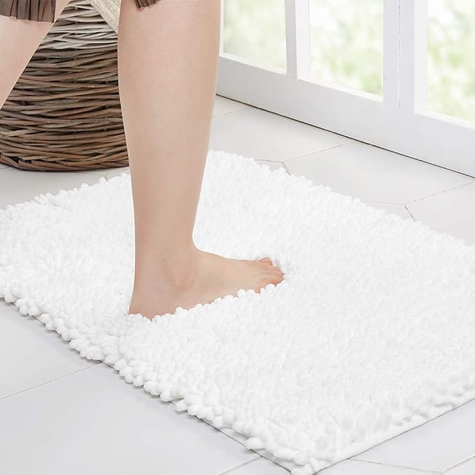 Walensee Bathroom Rug Non Slip Bath Mat (32x20 Inch White) Water Absorbent Super Soft Shaggy Chenille Machine Washable Dry Extra Thick Perfect Absorbant Best Large Plush Carpet for Shower Floor