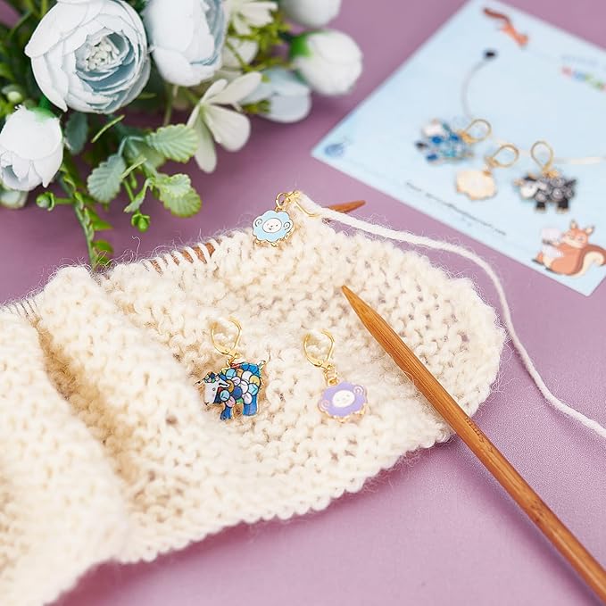 NBEADS 6 Pcs Sheep Stitch Markers, Alloy Enamel Crochet Stitch Marker Charms Locking Knitting DIY Handmade Gift for Weaving Sewing Accessories Quilting Jewelry Making