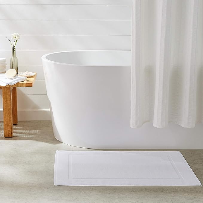Amazon Basics Premium 100% Cotton, Absorbent Soft Bath Mat, Machine Washable, 684 GSM, White, 30" x 20" Hotel Spa Shower/Bathtub Mats, Pack of 6