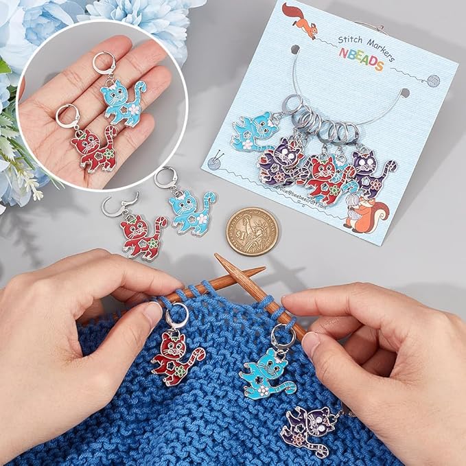 NBEADS 24 Pcs Cat Stitch Markers, 3 Colors Alloy Enamel Crochet Stitch Marker Charms Locking Stitch Marker with 304 Stainless Steel Clasp for Crochet Accessories Quilting Jewelry Making