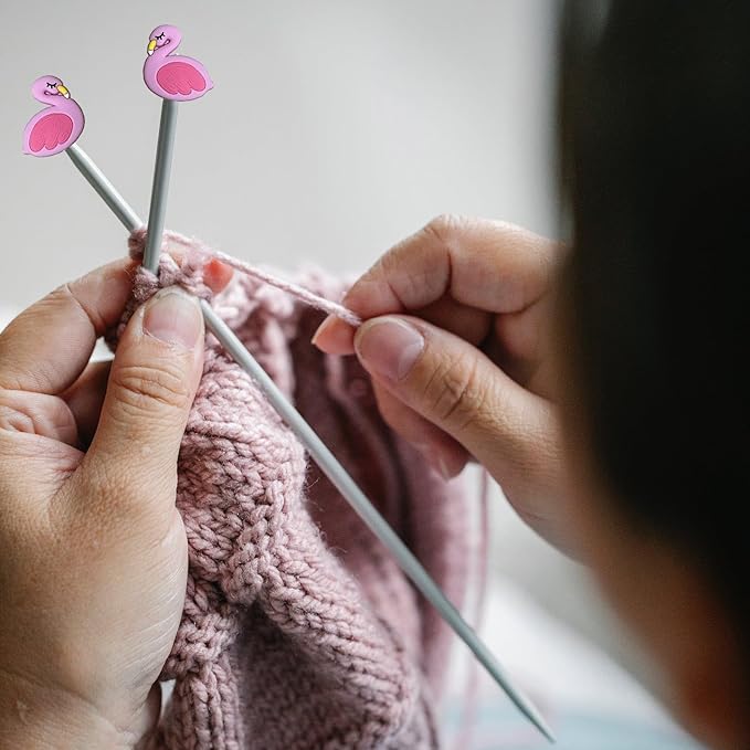 SPANSEE 4 PCS Flamingo Knitting Needle Stoppers, Knitting Needle Point Protectors, Knitting End Caps, Needle Hugger, Stitch Stoppers, Knitting Supplies fit Size 3-11 (3.25mm-8mm) Needles