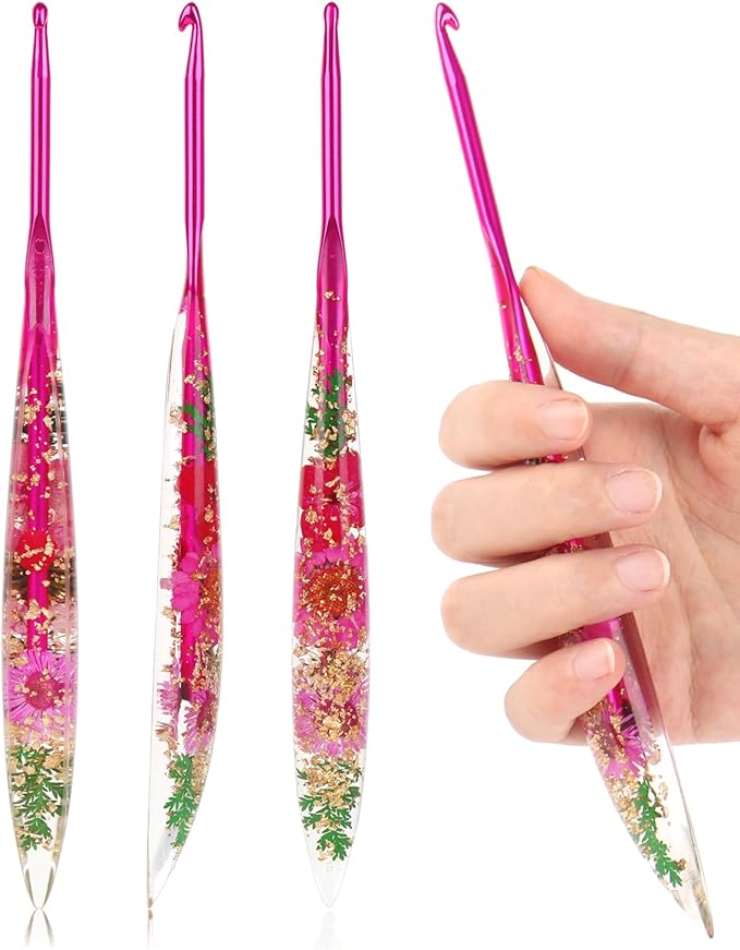 Coopay Crochet Hooks, 4.5mm Crochet Hook Ergonomic, See-Through Resin Handle with Flowers Inside, Pretty & Pleasant, Ideal for Crocheting Blankets, Dolls, Shawls, Hats, Scarves (7-4.5mm)