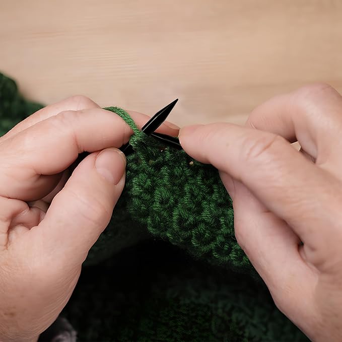 Froggod 4.53-inch (11.5cm) Interchangeable Circular Knitting Needles Set Aluminum US Sizes 2.5, 4, 5, 6, 7, 8, 9, 10, 11 with Interchangeable Knitting Needles and Cables, Accessories and Case, 9 Pairs