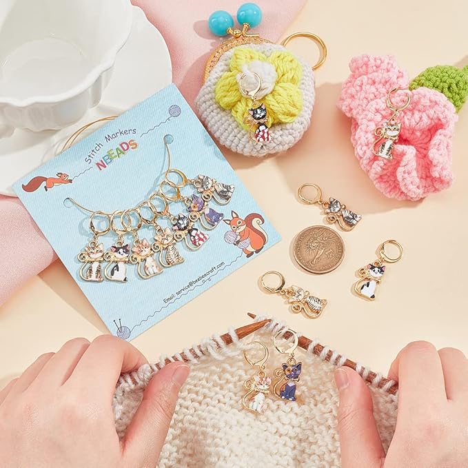 NBEADS 28 Pcs Cat Charm Stitch Markers, 7 Styles Alloy Enamel Cute Cat Crochet Charms Removable Locking Stitch Marker with 304 Stainless Steel Clasp for Sewing Accessories Quilting Jewelry
