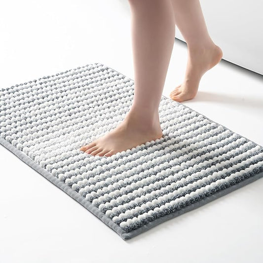 FRESHMINT Chunky Ombre Chenille Bathroom Rug 20"x32", Water Absorbent Soft Bath Rugs for Bathroom Floor, Thick Non Slip Cute Bath Mat Washable Quick Dry Shower Mats, Gray and White