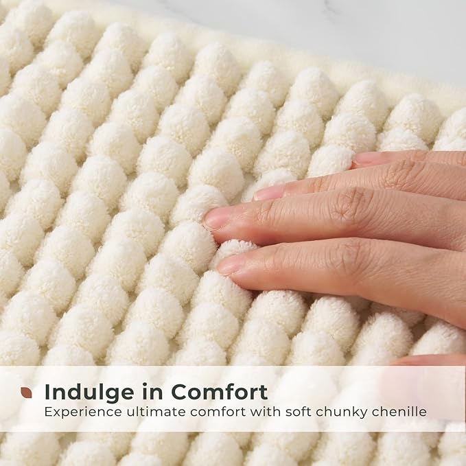 FRESHMINT Thick Chunky Chenille Bathroom Rug 17"x24", Non Slip Bath Mat, Soft Bathroom Decor, Cute Shower Mat, Water Absorbent, Washable, Cream White