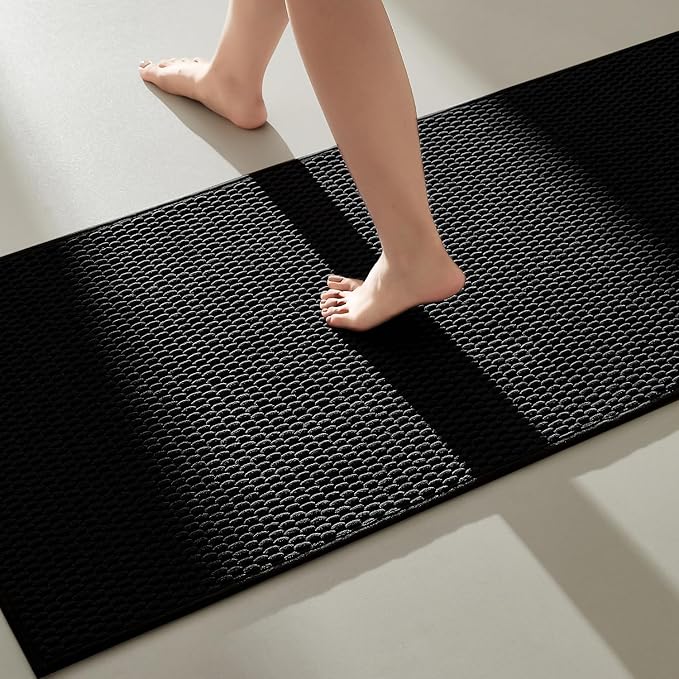 Black Bathroom Runner Rugs, Long Bath Mat Runner Washable Thin Quick Dry Low Pile Bathroom Runner Rugs Non Slip, Black 16''x60''