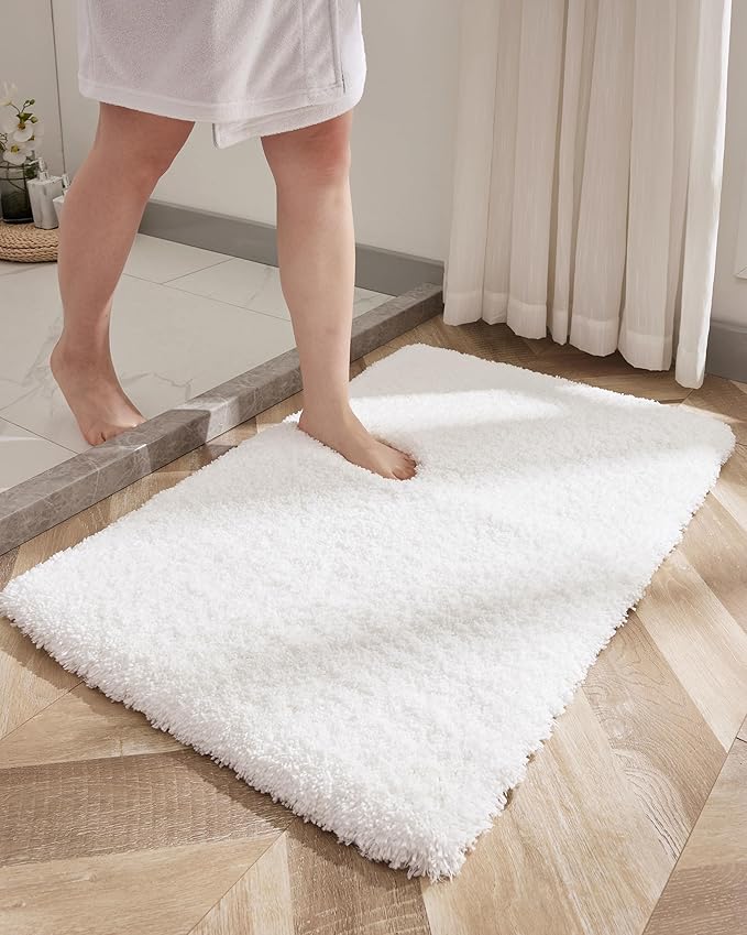 White Bathroom Rug 20x32 Non Slip Fluffy Bath Mat for Bathroom Floor Washable Plush Luxury Bath Rug for Tub Soft Shaggy Absorbent Shower Sink Mat