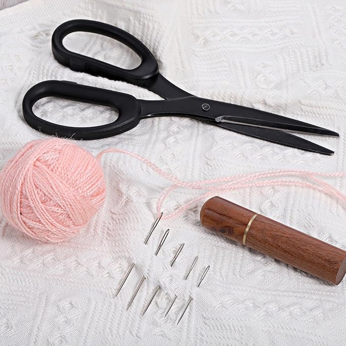 50 Pcs Large Eye Sewing Needles, 5 Sizes Embroidery Blind Needles Kit with Wooden Needle Box, Stainless Steel Yarn Knitting Needles for DIY Sewing Projects