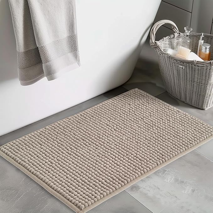 FRESHMINT Thick Chunky Chenille Bathroom Rugs 20"x32", Non-Slip Bath Mat, Soft Bathroom Decor, Cute Shower Mat, Water Absorbent, Washable, Beige