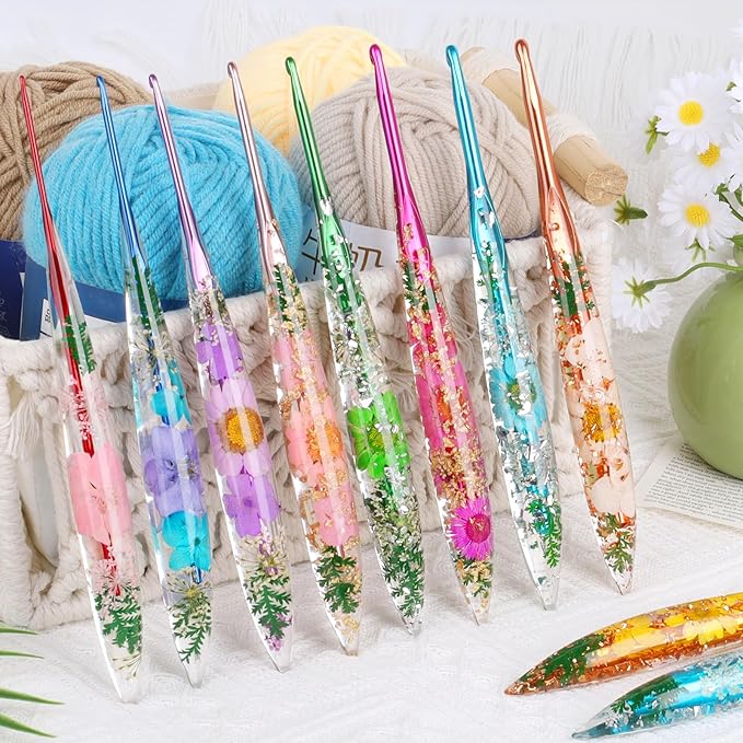 Coopay Crochet Hooks, 5.5mm Ergonomic Crochet Hook with Floral Plastic Grips, Stylish and Unique, Ideal for Crocheting Blankets, Dolls, Shawls, Hats, Scarves (I-5.5mm)