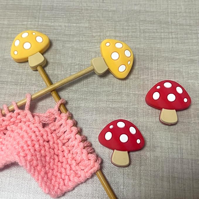 SPANSEE 4 PCS Mushroom Stitch Stoppers, Knitting Needle Point Protectors, Knitting Needle Stoppers, Needle Hugger, Knitting Accessories, Knitting Supplies fit Size 2-13 (2.75mm-9mm) Needles
