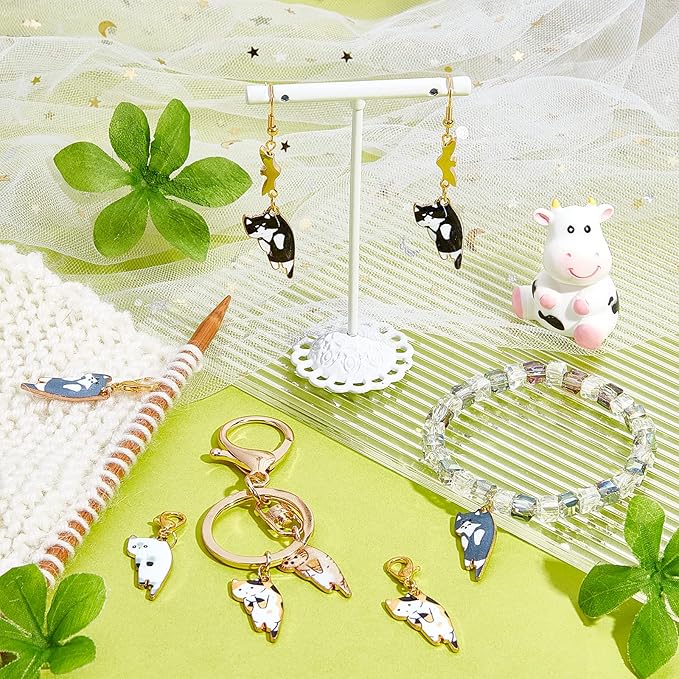 NBEADS 8 Pcs Cat Stitch Markers, Alloy Enamel Crochet Stitch Marker Charms Locking Stitch Marker with Lobster Claw Clasps for Knitting Weaving Sewing Accessories Quilting Jewelry Making
